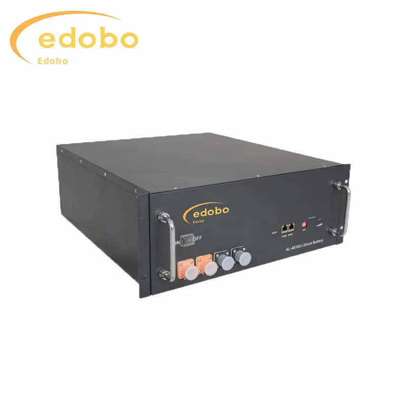 Telineeseen asennettu akku